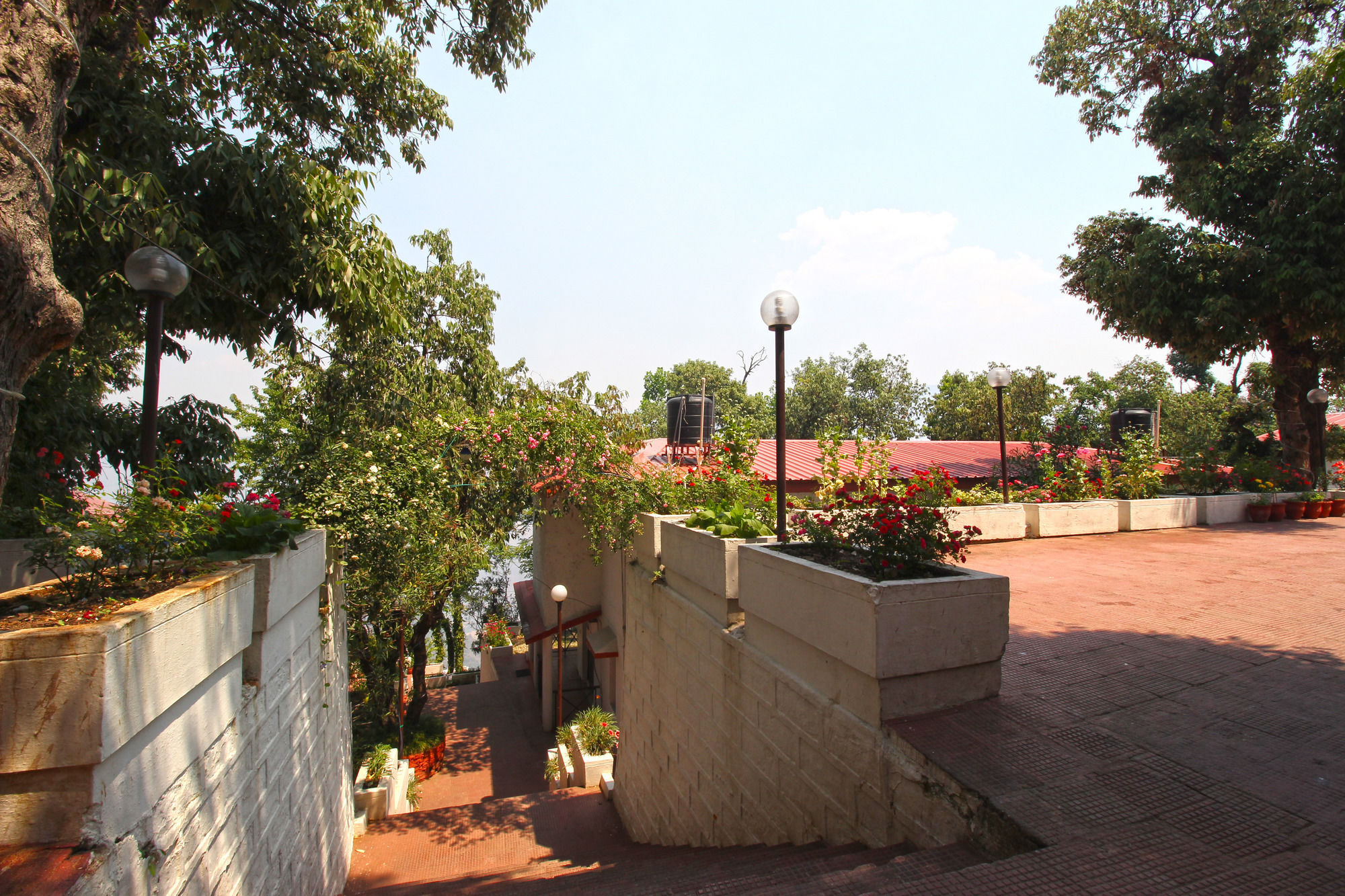 Oyo 5248 Surbee Resorts Mussoorie Bagian luar foto