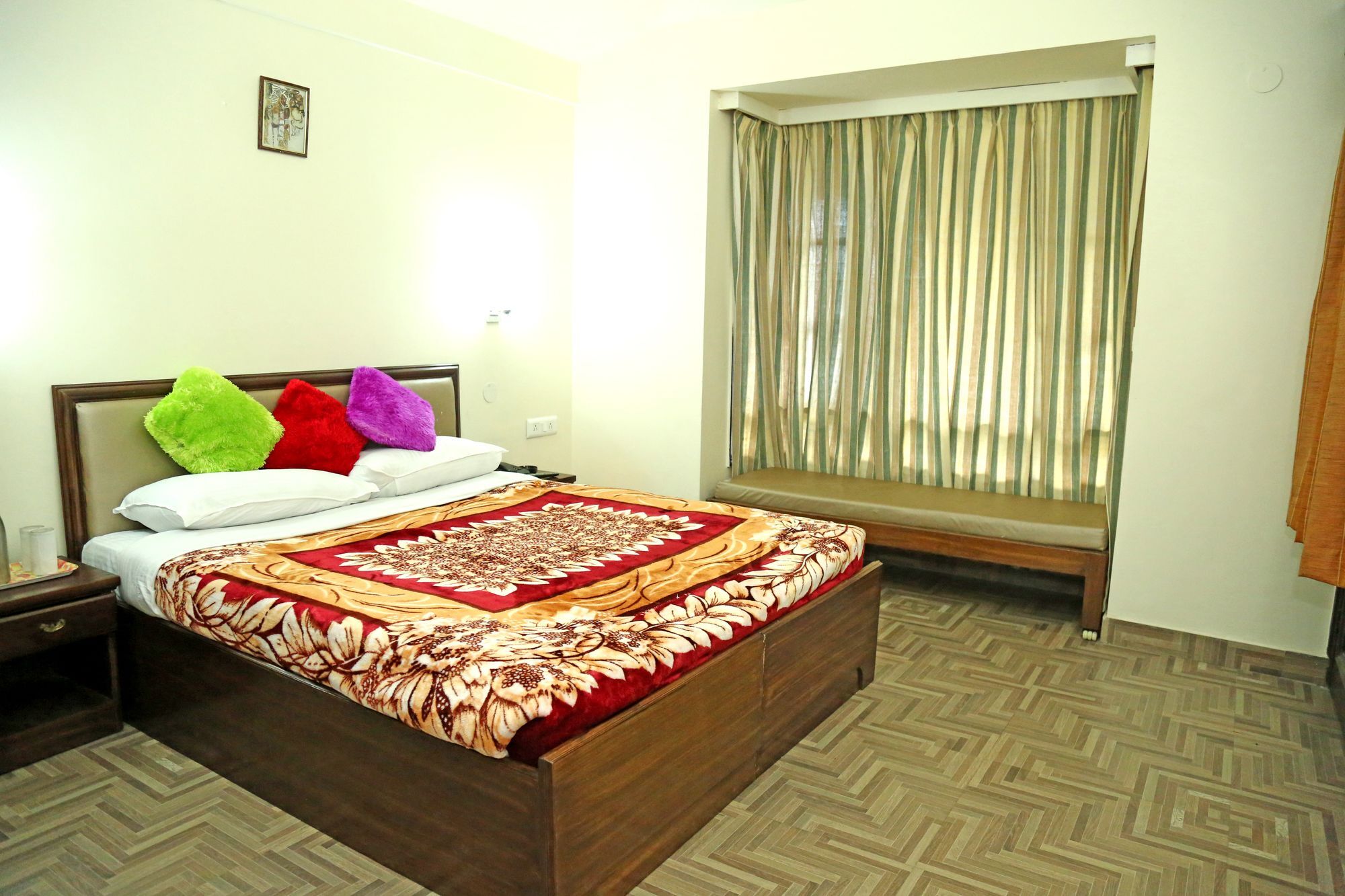 Oyo 5248 Surbee Resorts Mussoorie Bagian luar foto