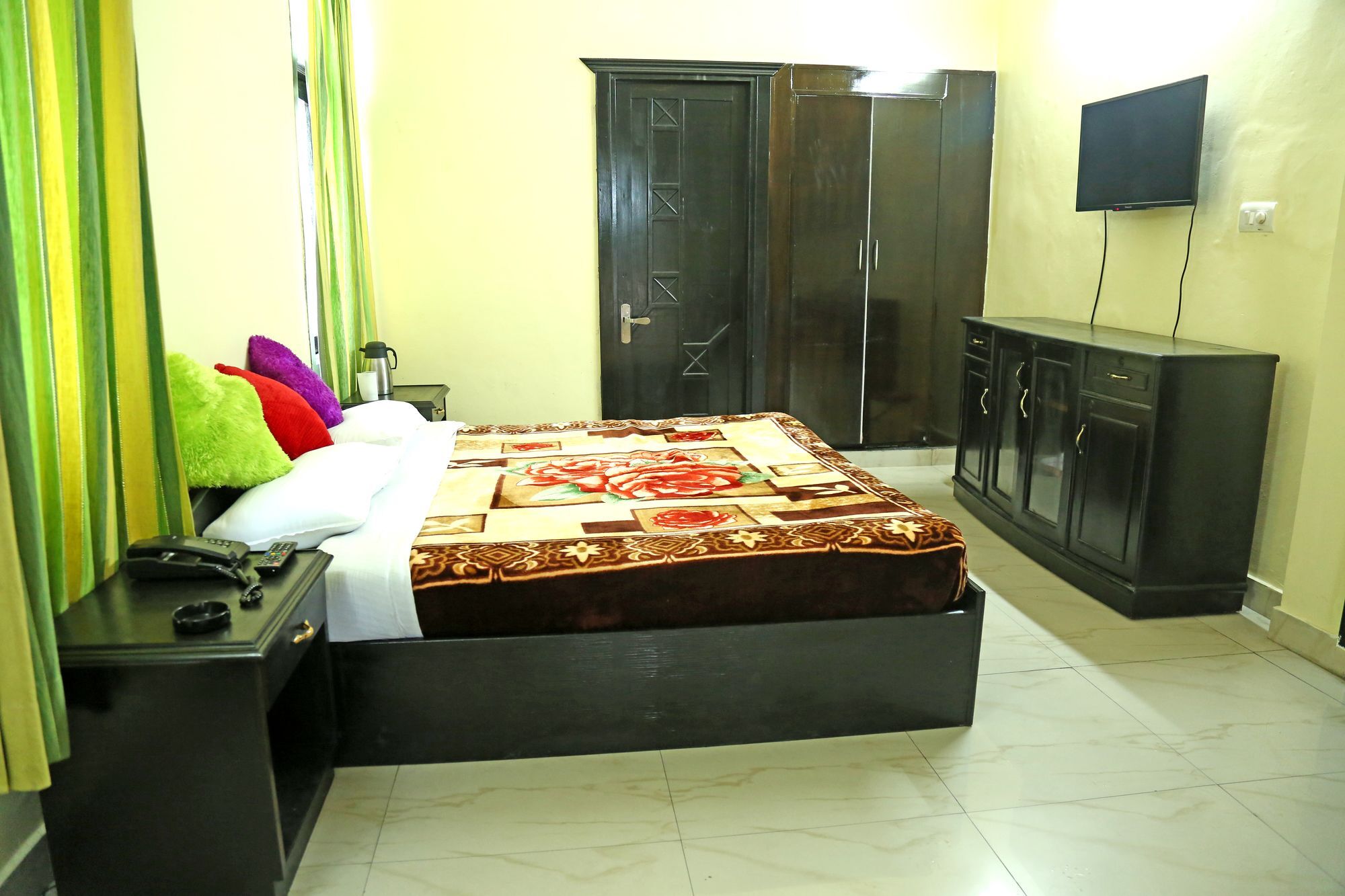Oyo 5248 Surbee Resorts Mussoorie Bagian luar foto